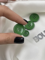Пуговицы на прокол ярко-зеленые матовые