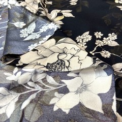 Ткань шелк матовый с эластаном бежевые цветы на черном фоне 1091