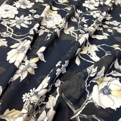 Ткань шелк матовый с эластаном бежевые цветы на черном фоне 1091