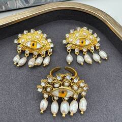 83506-kolco-eye-style-by-schiaparelli-s-podveskami-iz-zhemchuga