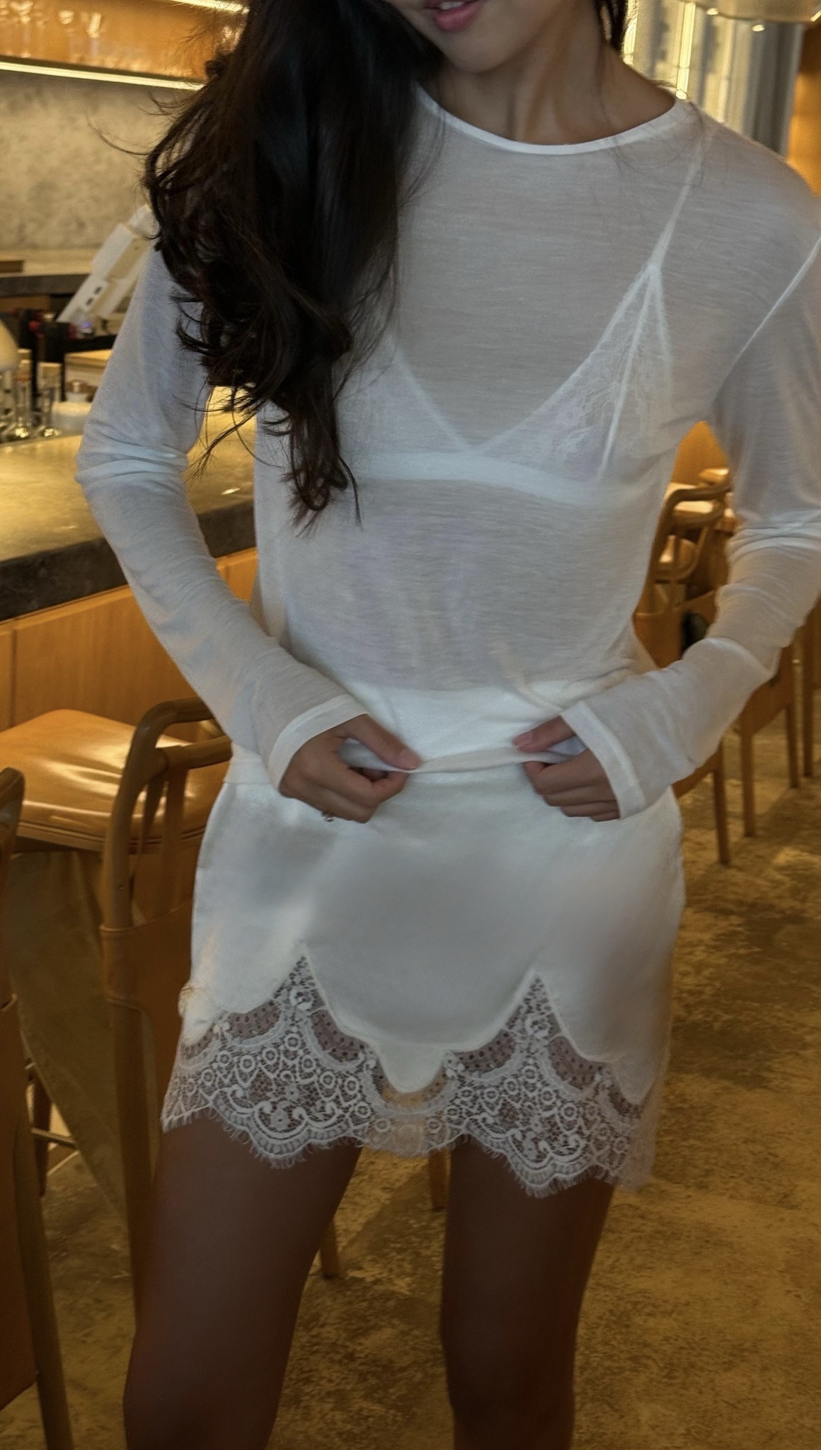 Юбка шелк мини с кружевом молочная