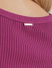 Топ из трикотажа в широкий рубчик  D43.224 (124149)