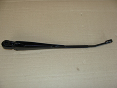 Рычаг стеклоочистителя УАЗ-3741 правый (под крюк)