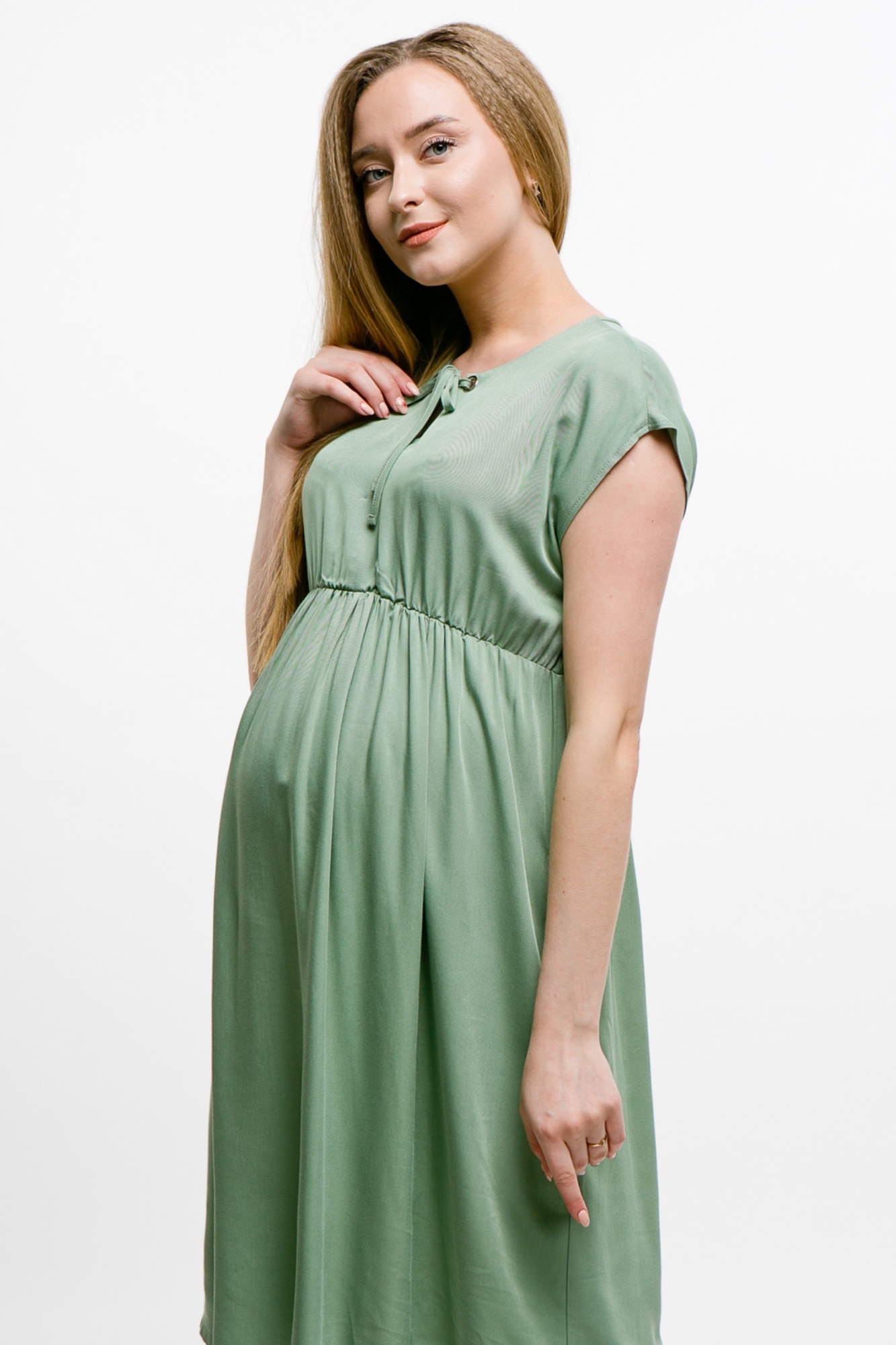 Выбираем платья для беременных. Особенности фасонов платьев для будущих мам.
