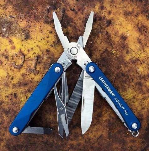 Мультитул-брелок Leatherman Squirt PS4 Blue, 9 функций (831230) цвет синий | Multitool-Leatherman.Ru
