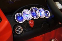 Детский электромобиль Rivertoys Merc E333KX красный E333KX-RED