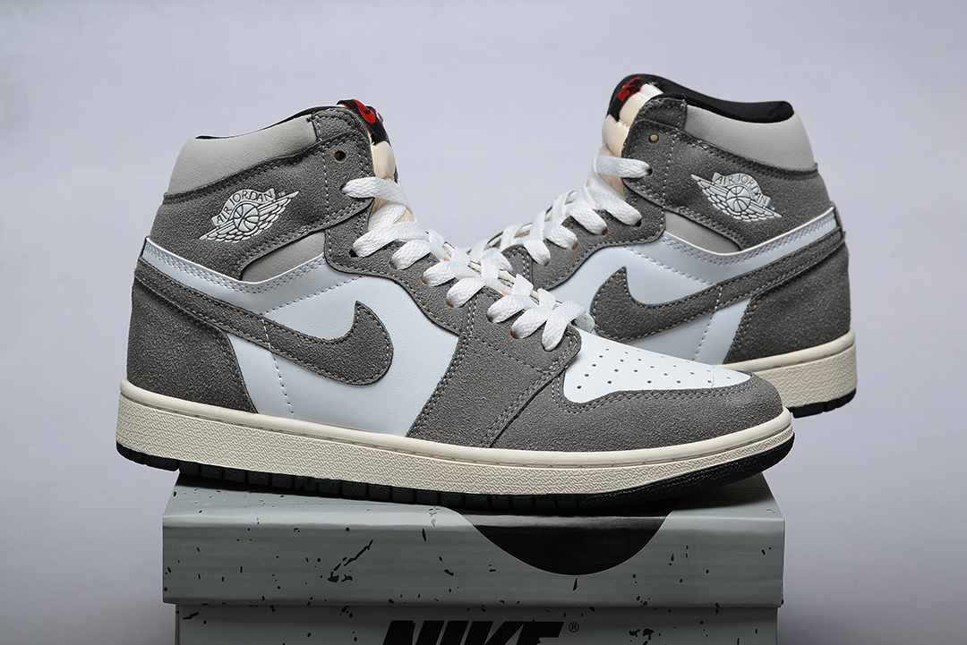 Air Jordan 1 High OG Washed Black