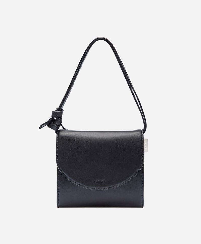 Luna Bag черного цвета