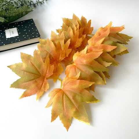 Листья клёна искусственные 12*10,5 см, осенние, оранжевые, двойные, 10 веточек (20 листочков).
