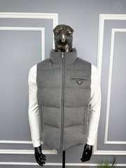 Пуховый жилет Prada