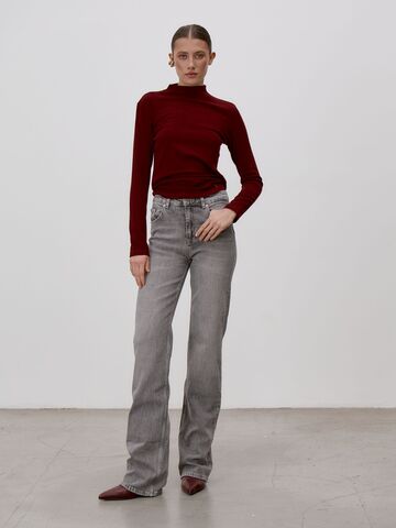 Джинсы Flare fit