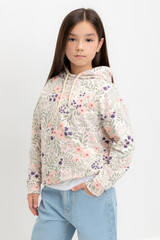 джемпер  для девочки  КР 302033/светлый жемчуг,летний сад