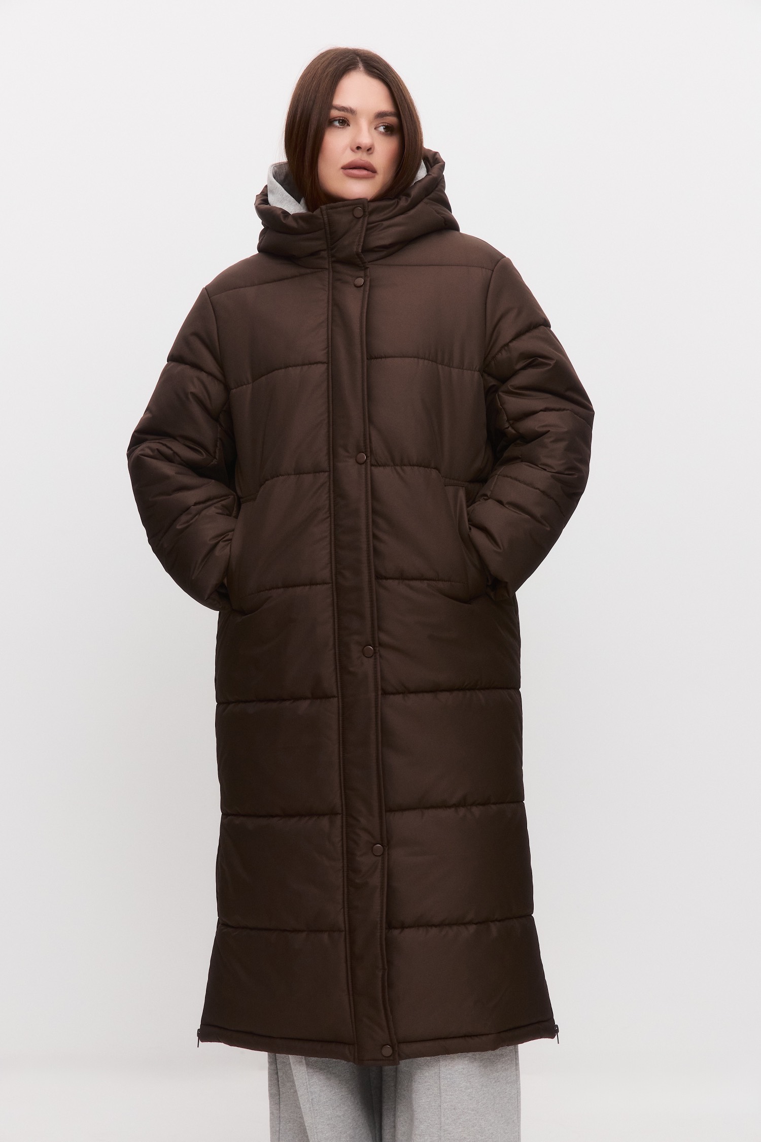 Пуховик длинный стеганый, шоколад