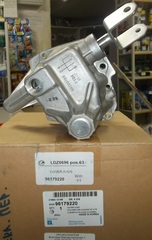 КРЫШКА МЕХАНИЗМА ПЕРЕКЛЮЧЕНИЯ ПЕРЕДАЧ NEXIA, LANOS, AVEO -2006 GM