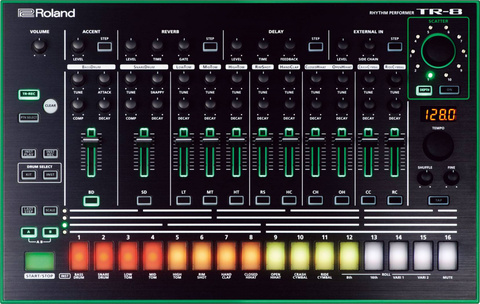 ROLAND AIRA TR-8 драм машина, 16 пользовательских наборов, 16 пользовательских паттернов, семи сигментный дисплей, питание от с