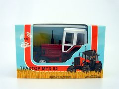 Bulldozer DZ-82 base MTZ-82 plastic red 1:43 Agat Mossar Tantal