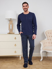 6006 Костюм мужской