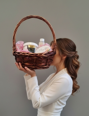 Подарочная корзина уходовых средств