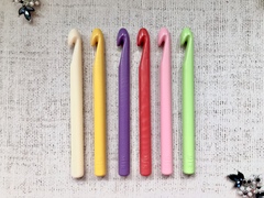 Крючки для вязания, пластик № 12