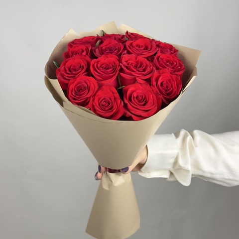 Букет 15 красных роз Россия 40 см