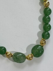 Авантюрин (бусы из натуральных камней)