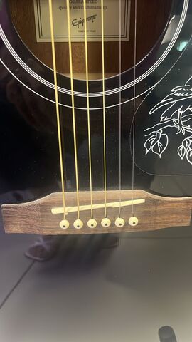 Epiphone Starling Ebony - Акустическая гитара, цвет черный, верхняя дека - многослойная сихтинская ель, нижняя дека и обечайка - многослойное махогани