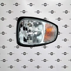 Фара передняя основного света левая с поворотником | 700/50192 | Аналог