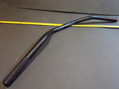 Руль Rizoma чёрный 22-720мм  Honda CB 1100 R 08-10 CB 1300 SF 03-15