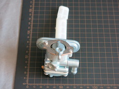 Кран топливный SUZUKI GSXR600/750/GSXR1100