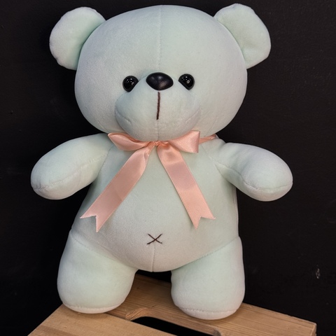 Медвежонок плюшевый с ленточкой