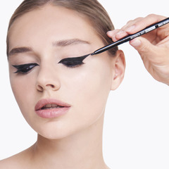 Карандаш механический для глаз Automatic soft eyepencil тон 301 черный 0.28г (Китай)