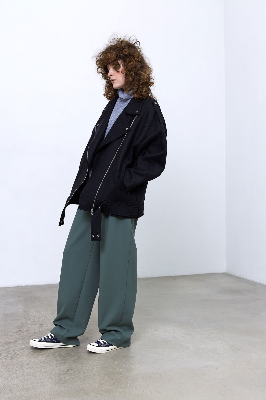 Широкие брюки с двумя складками (костюмный твил), шалфей