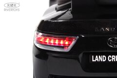 Толокар-электромобиль Toyota Land Cruiser 300 Z002ZZ-A с пультом (ЛИЦЕНЗИОННАЯ МОДЕЛЬ)