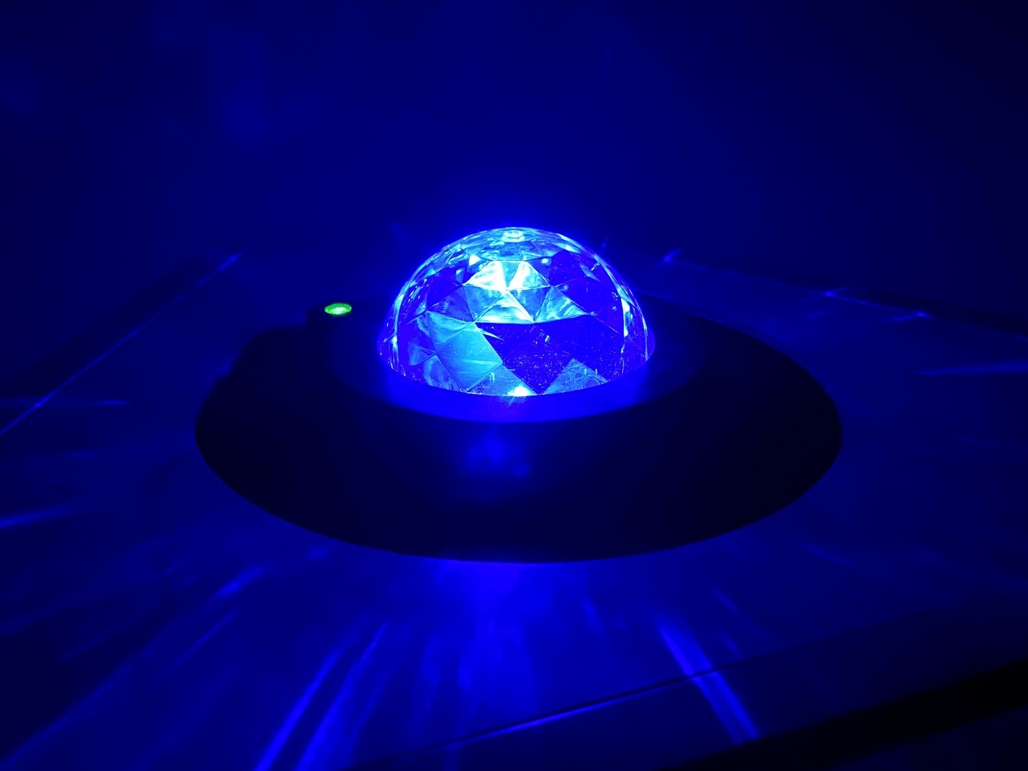 Лазерный проектор звездного неба glr06rgb