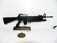 Miniature Colt M16+M203 Vietnam era