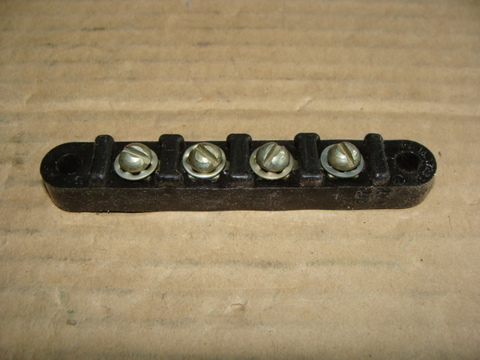 Панель соеденит. 4-х клемов. в сб.