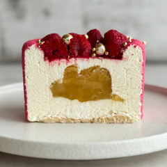 Бенто-торт Праздничный (Сердце с малиной) в индивид.упаковке 385гр