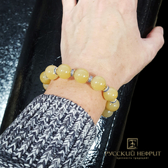 Браслет "Восток". Нефрит медовый. 12мм.