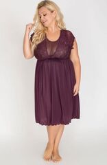 Сорочка plus size из микрофибры с красивым декольте - 