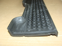 Накладка порога УАЗ-3163 средняя левая (резина)