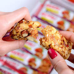 Мультизлаковый батончик Bombbаr Клубника-миндаль, 45 гр