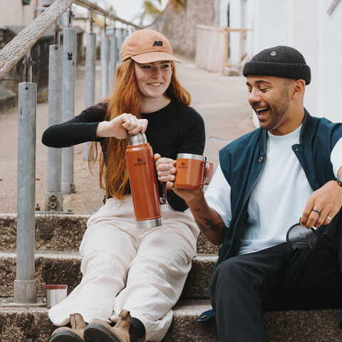 Картинка термостакан Stanley classic mug 0.35l Hammertone Clay - 6