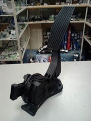 ПЕДАЛЬ ГАЗА В СБОРЕ CRUZE ( С ДАТЧИКОМ) GM