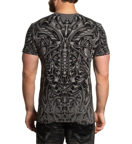 Xtreme Couture | Футболка мужская Biomech in grey X2014 от Affliction спина на модели