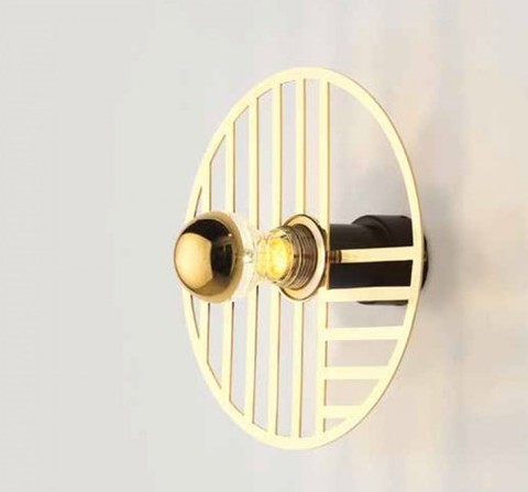 Настенный светильник Line с цоколем 5 см золотой