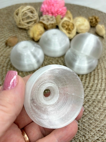 Плафон на резьбе полусфера 