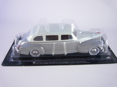 ZIS-110 Taxi white-gray 1:43 DeAgostini Auto Legends USSR Best #25