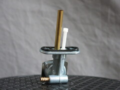 Кран топливный  Suzuki DRZ400 DR-Z 400 DR250 Kawasaki KLF 300 KLF300