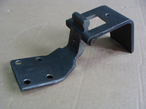 Петля двери УАЗ-452,3741 на кузове верхняя в сборе (н.о.под накладку)