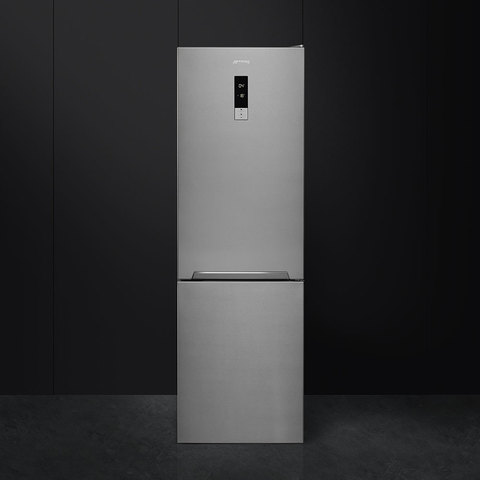 Двухкамерный стальной холодильник Smeg  FC18EN4AX